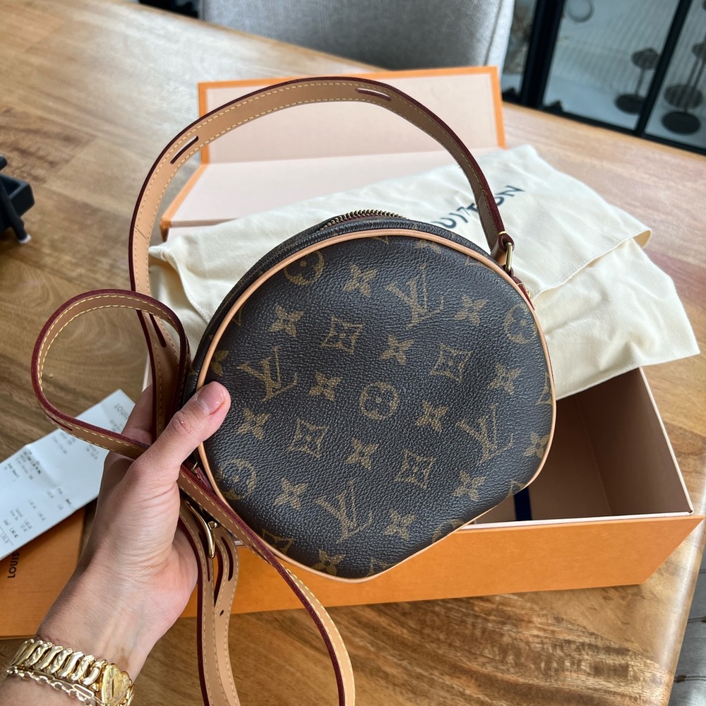 LOUIS VUITTON Boite Chapeau Souple PM